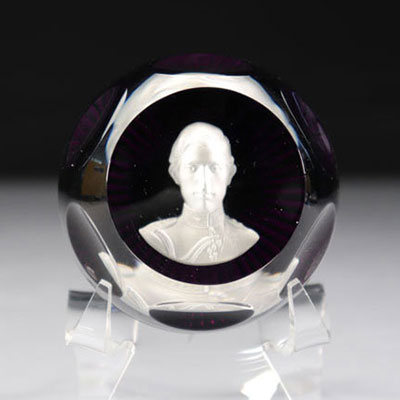 Paperweight. Baccarat. Prince Charles