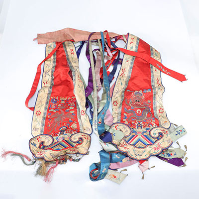 Tissu de cérémonie chinoise brodé