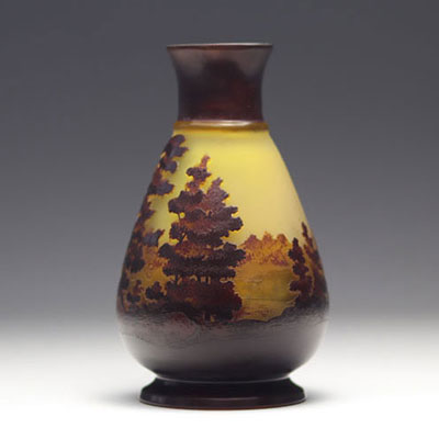 Emile GALLÉ acid-etched vase decorated with landscapes