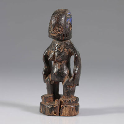 Nigeria - Yoruba statuette - early 20th century