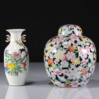 Lot de 2 vases chinois début XX ème siècle