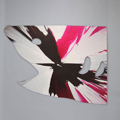 Damien Hirst. 2009. Requin. Spin Painting, acrylique sur papier. Cachet de la signature « Hirst » au dos. Cachet « HIRST » embossé