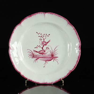 Niderviller France Plate decorated with two partridges. 18th -.
