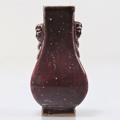 Oxblood Vase Decorated With Qing Period Heads