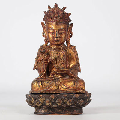Guanyin en bronze, laque dorée, Dynastie Ming