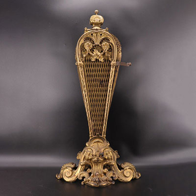 Pare feu éventail en bronze doré, 19ème de style Louis XV