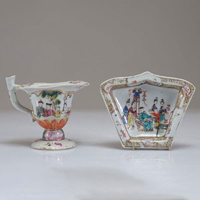 Lot (2) porcelaines de la famille rose XVIIIème décors de personnages