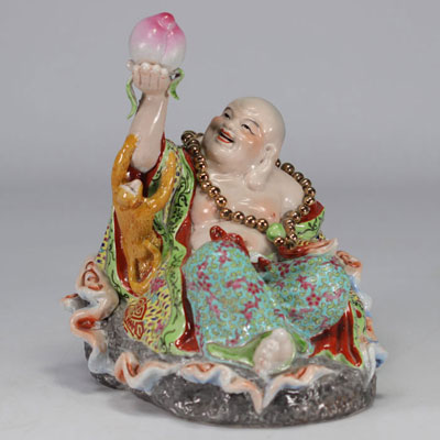 Chine - Boudha en porcelaine polychrome d'époque du XXe siècle.
