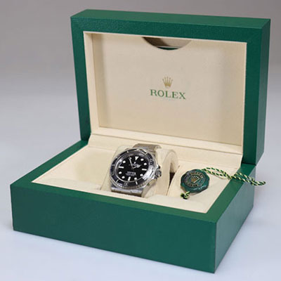 Rolex Submariner 2021 Full set original box and paper 124060