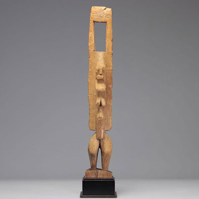 Dogon figurine originating from Mali