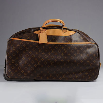 Louis Vuitton Travel bag with wheels perfect condition