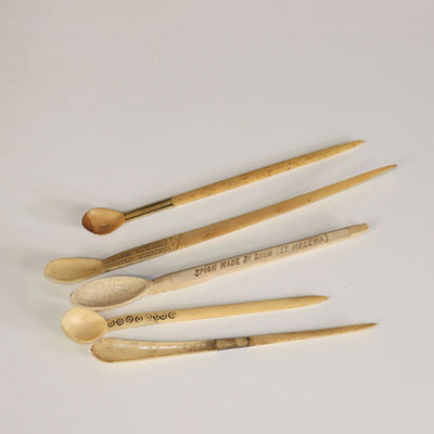 Lot of hairpins - snuff spoons South Africa - early 20th C.