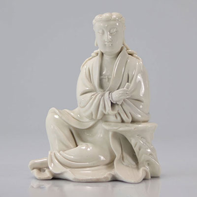 Statue de Guanyin - Blanc de chine 17ème rare visage masculin
