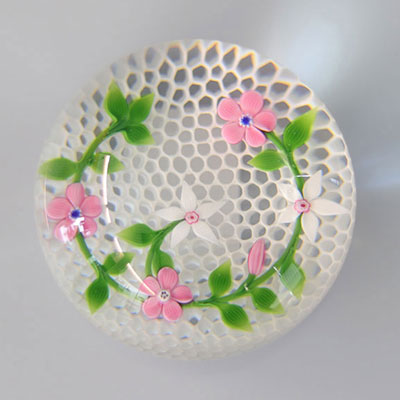 Baccarat paperweight 1986- 60/200, garland of flowers on honeycomb