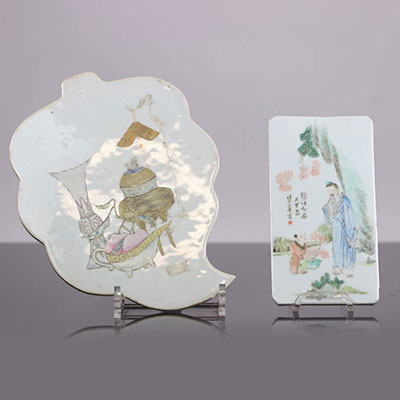 Chine deux plaques en porcelaine, en émail, Qingjiang, Chine, début 20ème