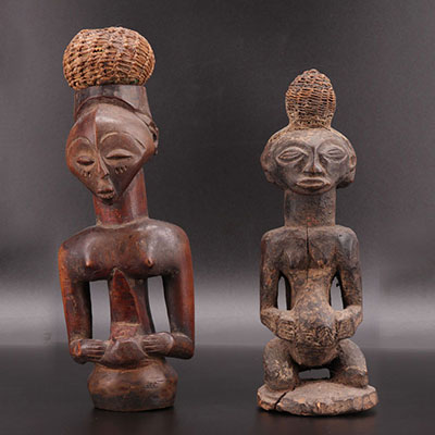 Two carved wooden statue DRC Luba