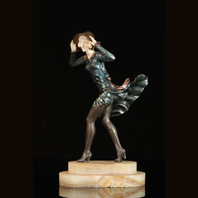 chryséléphantine bronze et ivoire jeune femme Art Deco signé Molins