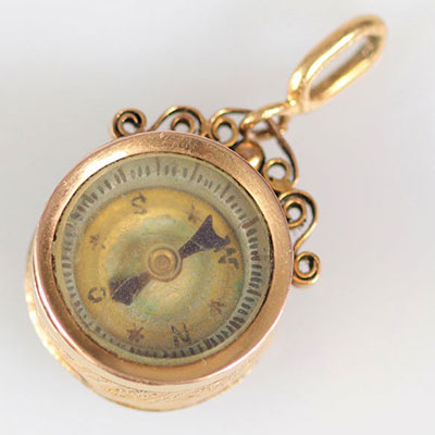Compass pendant and English crystal (18k) (7.3gr)