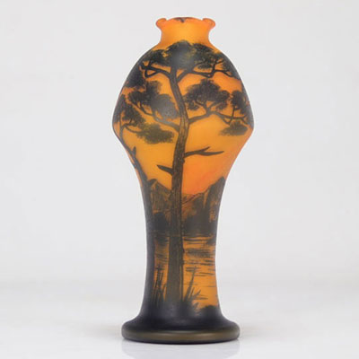 Richard acid-etched vase landscape decor