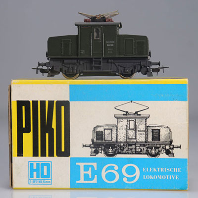 Locomotive Piko / Référence: 5 6210 / Type: E 69 elektrische lokomotive E6905
