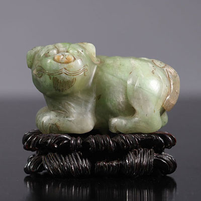 China Buddhist lion in Qing period green jade