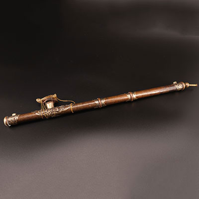 Chine - Pipe a opium en bronze avec incrustations période Qing