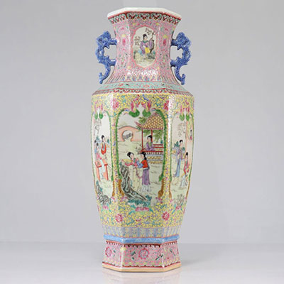 Imposant vase en porcelaine de chine d'époque république
