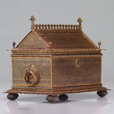 Rare Persian box decorated with scrolls and foliage