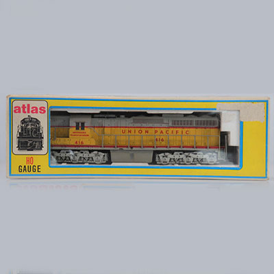 Atlas locomotive / Reference: 7002 / Type: SD24 Diesel (416 Defendable Transportation)
