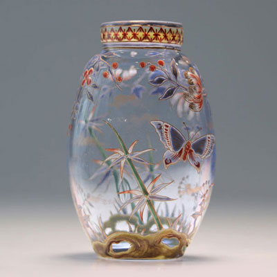Emile Gallé Rare vase cristallerie bleu à décor de papillons et fleurs