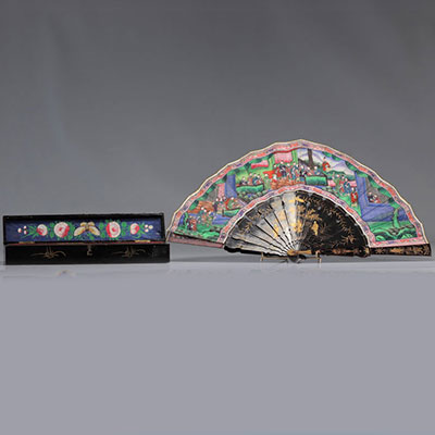 Fan decorated with brightly coloured figures from China, late 19th century