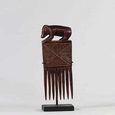 Tchokwe comb Former Lingenbeck collection