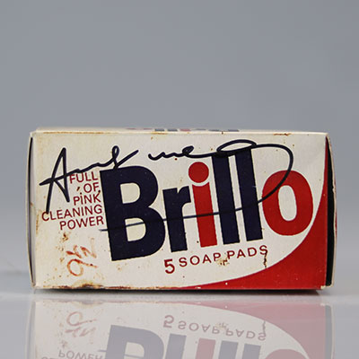 Andy Warhol (attribué à )  - Brillo 5 Tampons De Savons Signés Au Marqueur Noir Carton Brillo Boîte