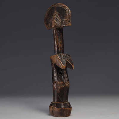 Statue Mossi, Burkina Faso, bois à patine foncée