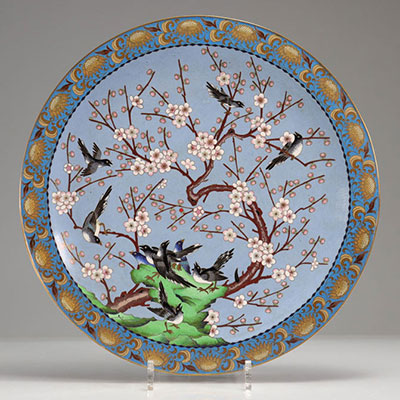 Large cloisonné dish decorated with magpies