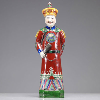 Chinese porcelain family rose statue