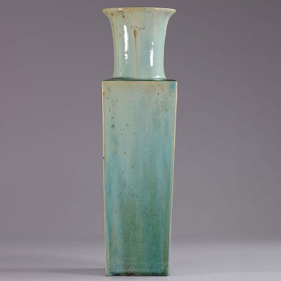Asia monochrome porcelain vase mark at the base