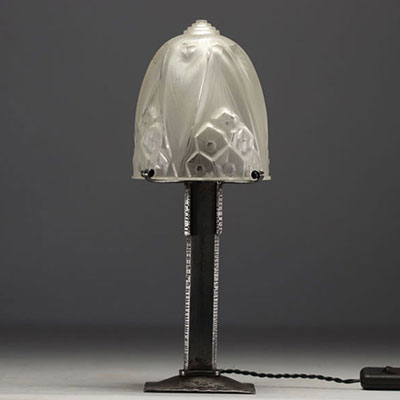 Muller Frères Lunéville - Art Deco lamp, glass globe with geometric decoration.