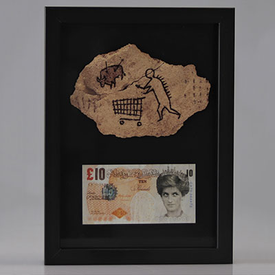 Di-Faced Tenner (soldout chez S. Lazarides) : Un faux billet de 10 livres sterling montrant la princesse Diana (au lieu de la reine Élisabeth), avec la mention 