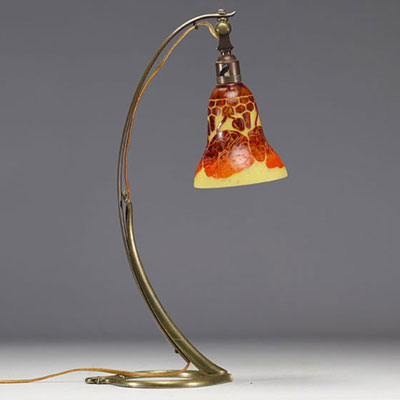 Lampe Art Nouveau en bronze et tulipe dégagée à l'acide Le Verre Français