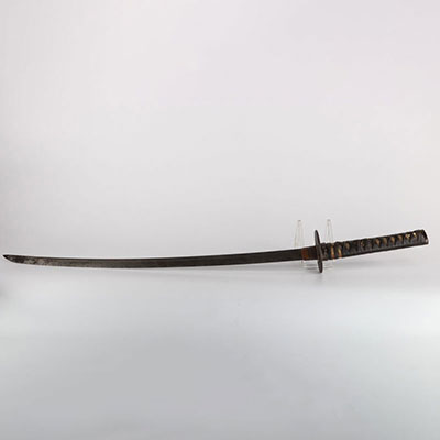 Japan, Katana, wakizashi, ito in brown leather, fuchi with horse decoration, Kashira with character decoration, without its 17th scabbard