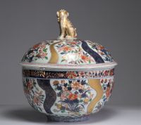 Japan - Imposing porcelain covered bowl from 18th century