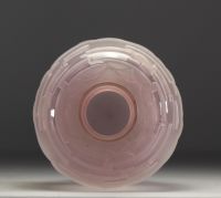 Charles SCHNEIDER (1881-1953) - Vase Art Déco à décor géométrique en verre teinté.