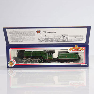 Bachmann locomotive / Reference: 31555 /4801 / Type: GRESLEY V2 Class 2-6-2