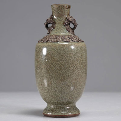 China Qing Period Crackle Monochrome Vase