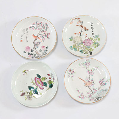 Set of 4 Chinese porcelain plates