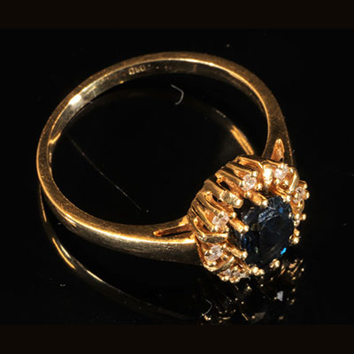 18k synthetic stone and 8/8 diamond ring