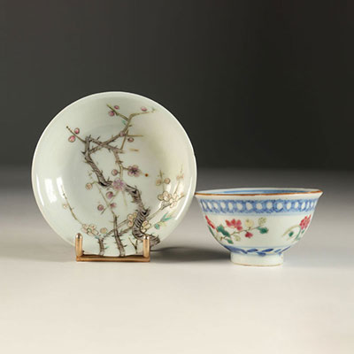 Lot of two porcelains for one mark and time Guangxu and the other made shang of tanzhi. China late nineteenth.
