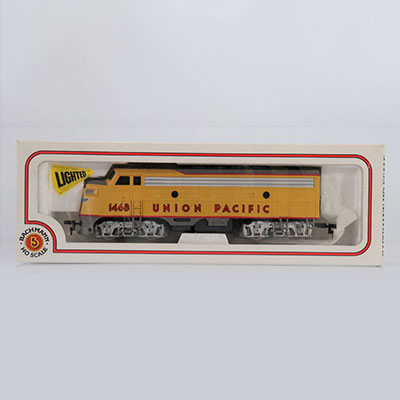Bachmann locomotive / Reference: 41 615 01 / Type: EMD F9 Diesel (1468)