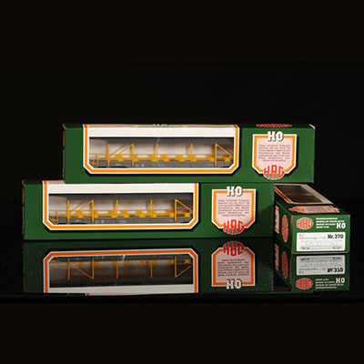 Train - Scale model - HAG HO set of 3x 370 - Set of 3 boxes each containing 1 BLS Autoverladewagon wagon - wagon carrying cars